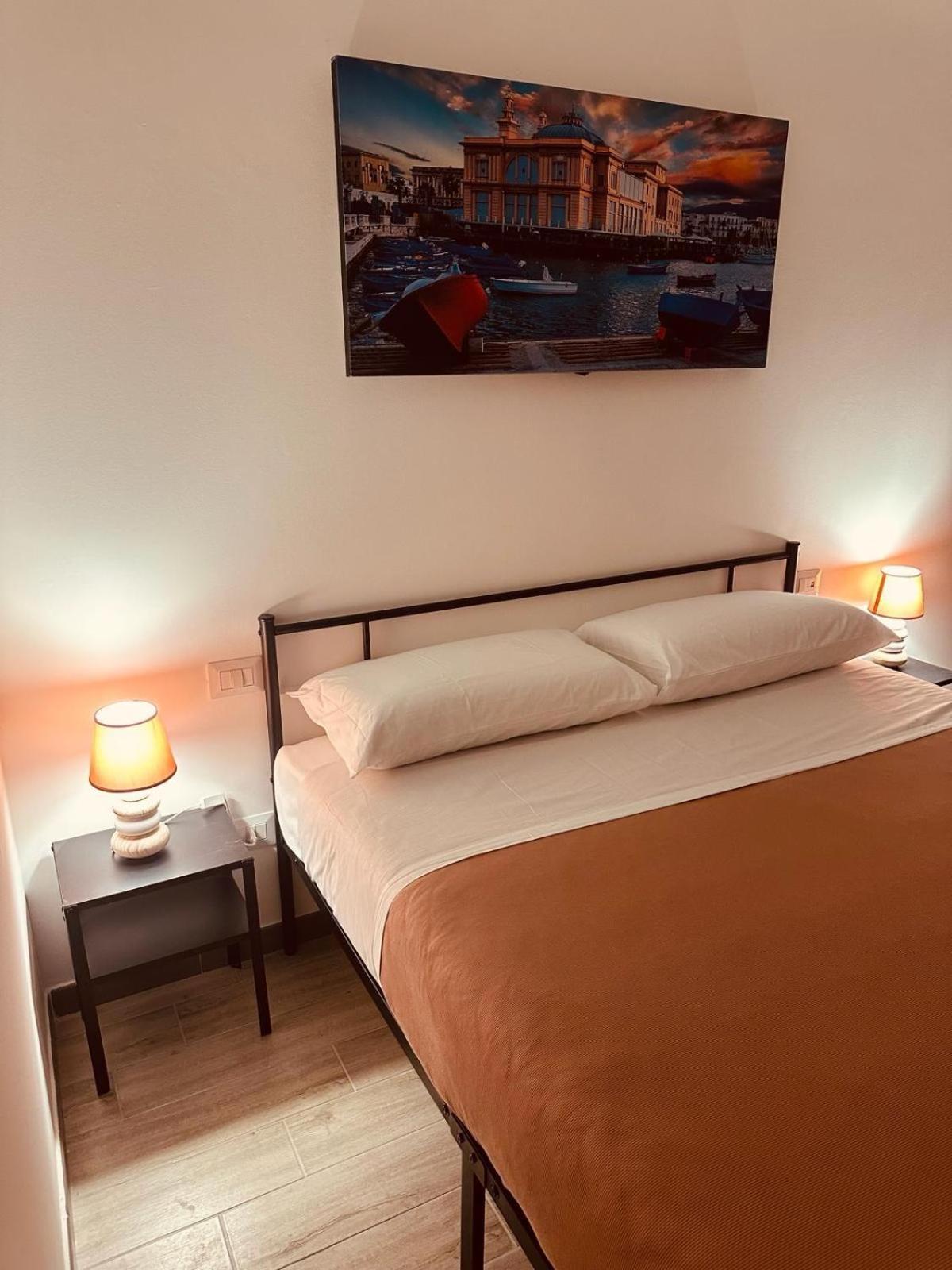 Bari Valona Rooms Екстер'єр фото