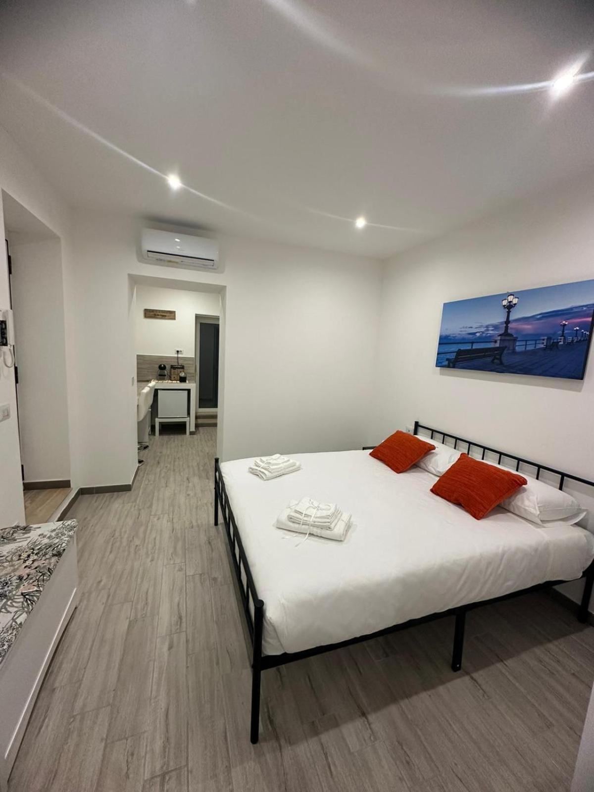 Bari Valona Rooms Екстер'єр фото